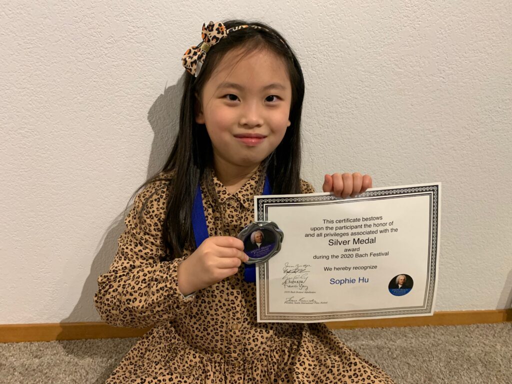 Sophie Hu, silver medal